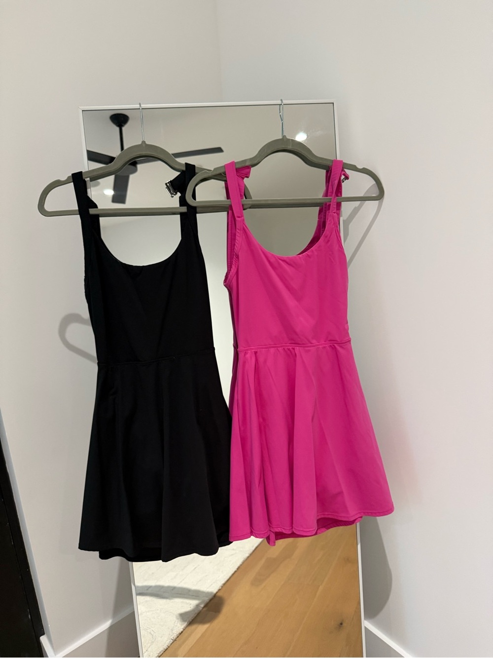 Halara SoftlyZero Airy Backless Twisted Flare Dresses
